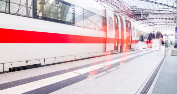 Getriebe fr den Eisenbahnsektor: Mageschneiderte Lsungen fr Zugachsen